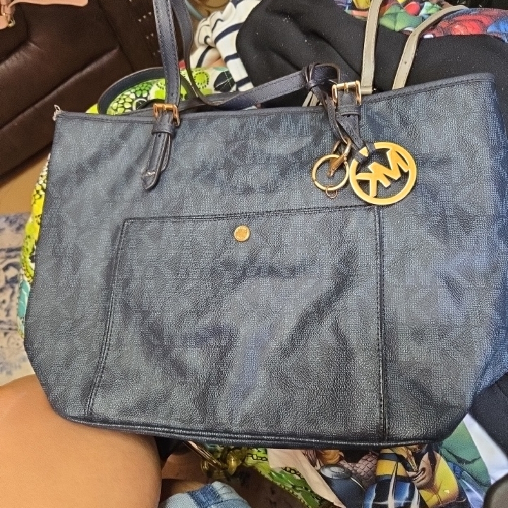 Michael Kors Black Logo-Print Tote Bag‎